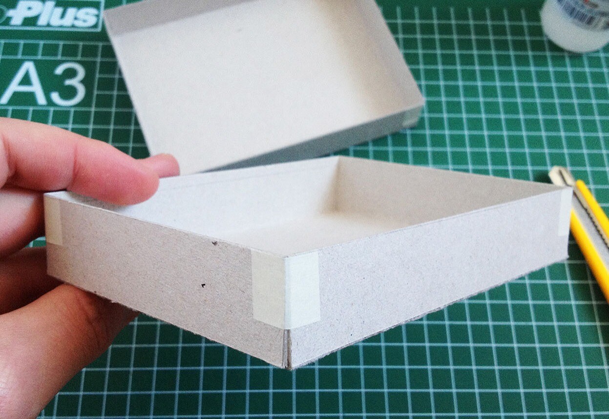 Как сложить коробочку из бумаги: 12 шагов