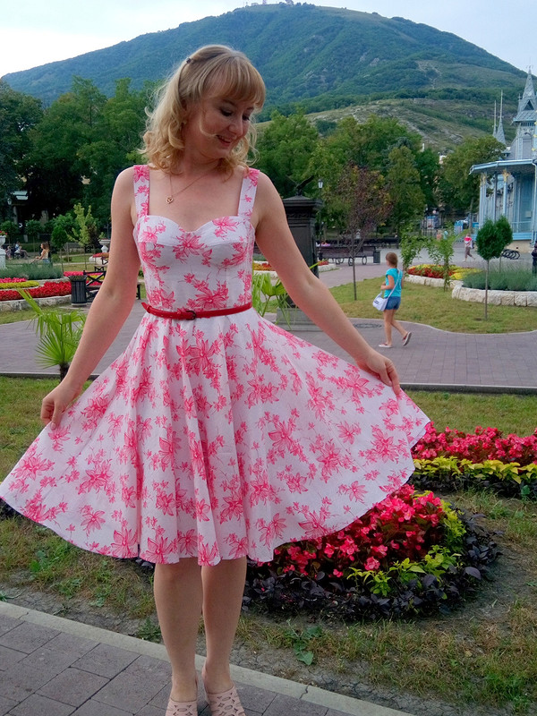Платье-бюстье от Ольга Флёлли
