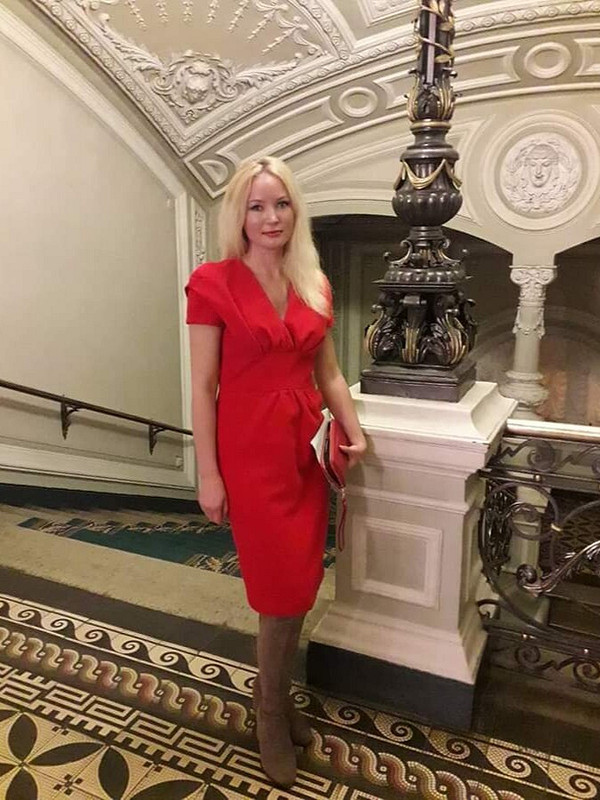 Красное платье от Юлия
