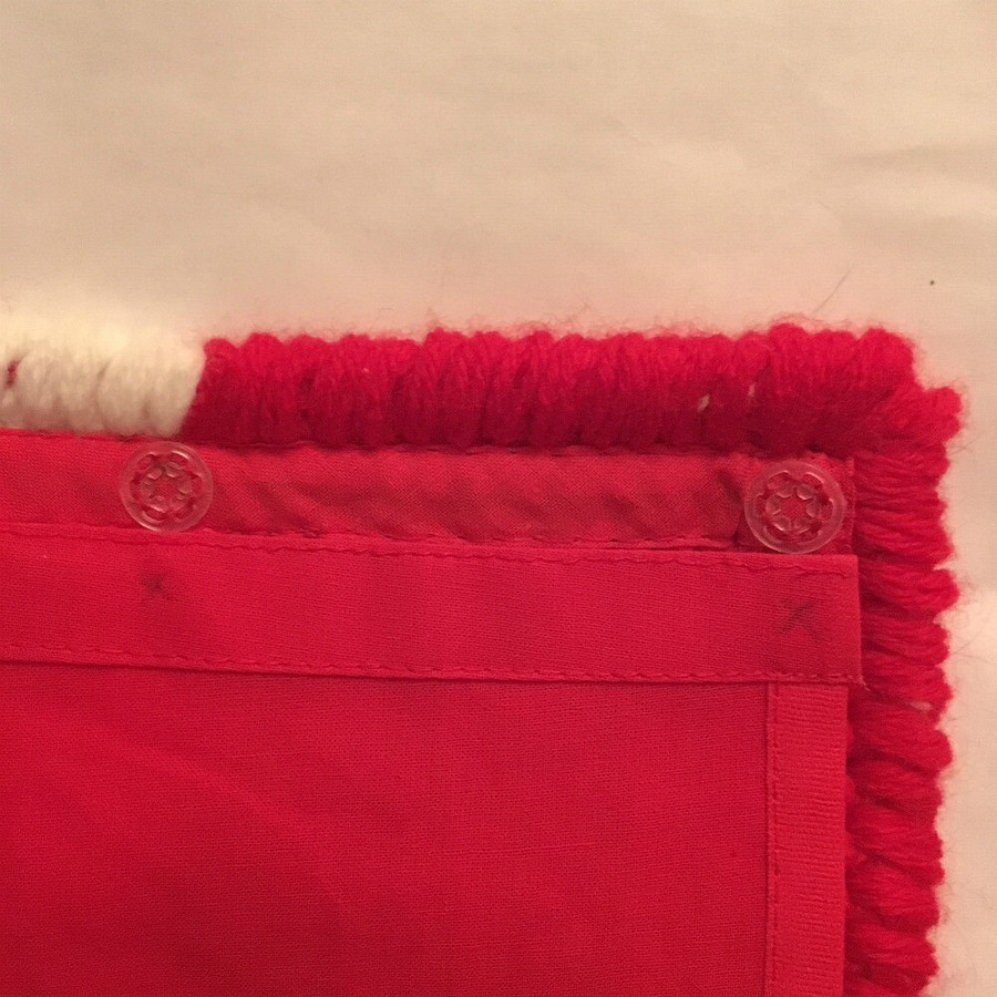 Идея: подкладка на кнопках для вязаного одеяла или пледа
