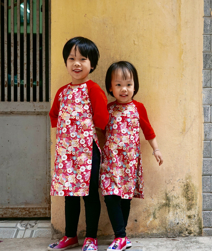 Family look: «Ao dai» for Vietnamese Tet holiday от Binh Ngo