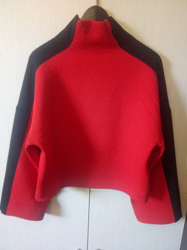 Пуловер «Красное и Чёрное» от jekibru