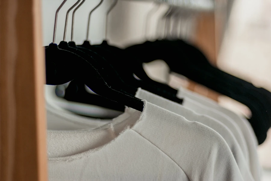 Как уберечь вещи от моли: 7 советов, которые работают полезные советы,уход за одеждой