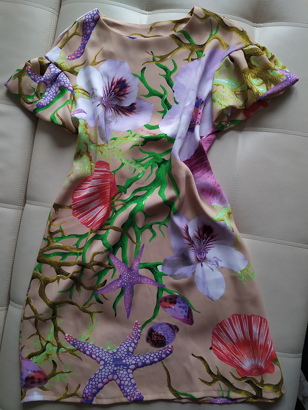 Блузка и юбка от Vikkilevit