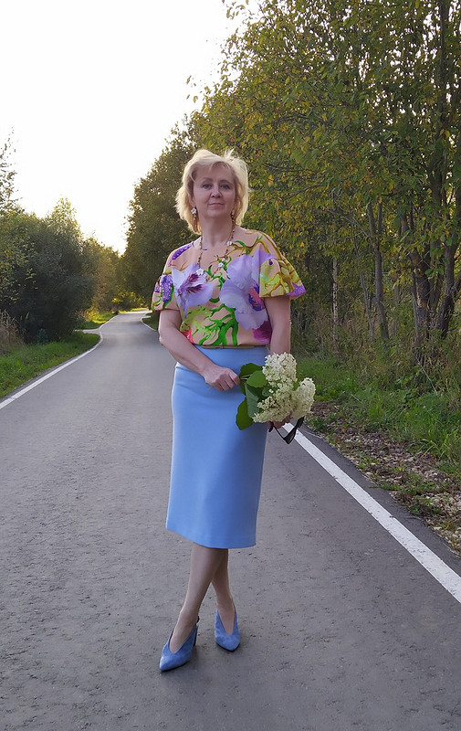 Блузка и юбка от Vikkilevit