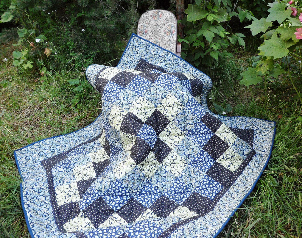 Лоскутное одеяло «Деревенька моя» от Тётушка Осока