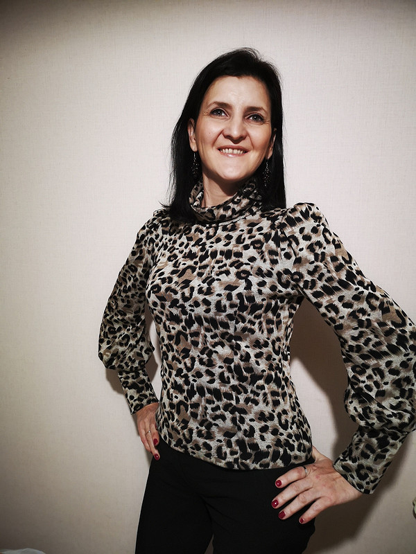 Пуловер из вискозного трикотажа «Леопардик» от olenka-frost