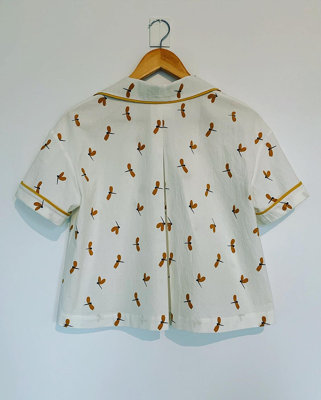 Пижама со стрекозами: рубашка от @dresscodeless