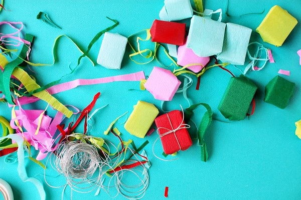 Ёлочные игрушки, которые легко сделать своими руками: 11 идей с инструкциями