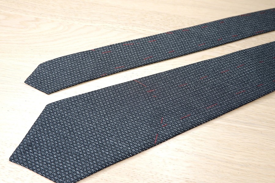 Пошаговые инструкции со схемами создания галстука из бумаги