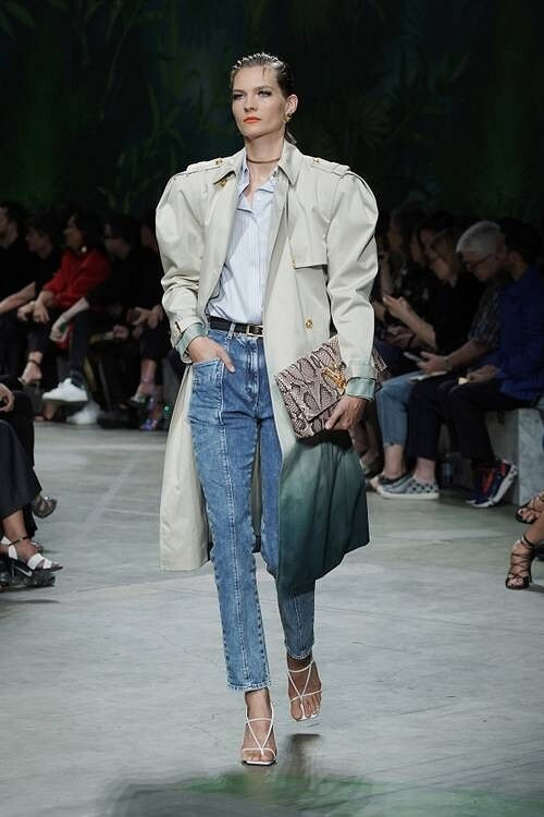 Модные джинсы весны 2020: 5 трендов