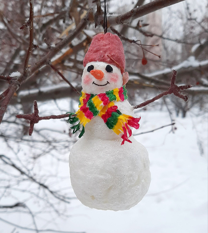 Ёлочная игрушка из ваты «Весёлый снеговичок» от Жанна_28