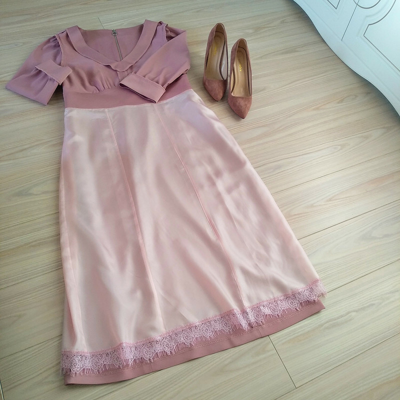 Платье цвета «Пепел Розы» от MarSel