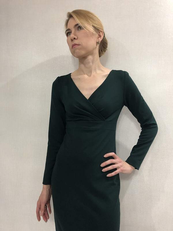Зеленое платье от Лейкоцит