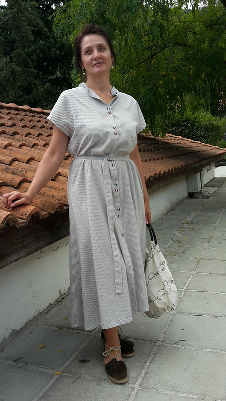 Обычное серое, необычайно комфортное платье от Gellena