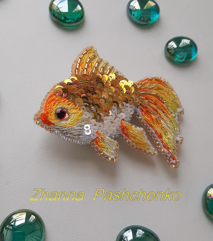 Продам: золотая рыбка из бисера в Иркутске