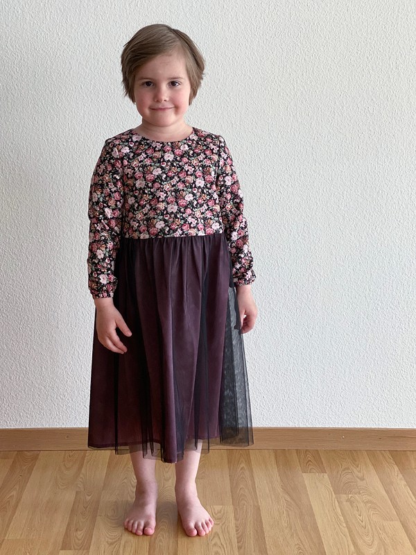 5 детских платьев по одной выкройке от ElenaSSSSS