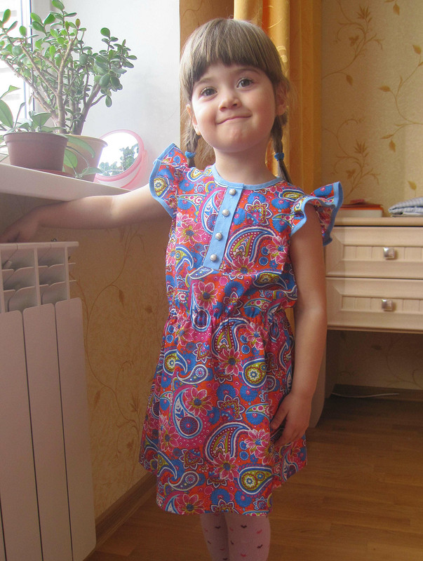 Платье с крылышками от Janna