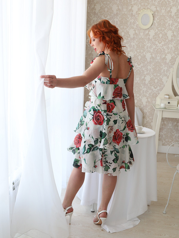 Платье с розами «Прощай юность» от Nadj