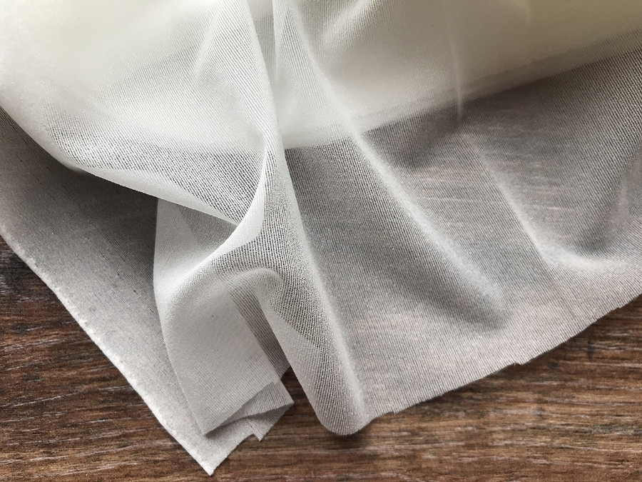 Как кроить и шить из шёлкового шифона: особенности и секреты капризной ткани