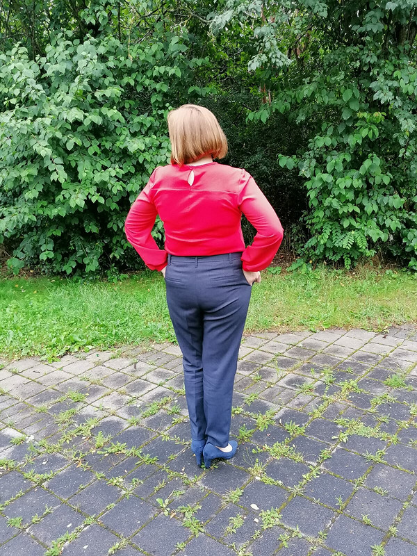 Красная блуза от Миадель 