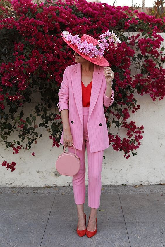 От яркой фуксии до мягкой пастели: как носить розовый летом 2020