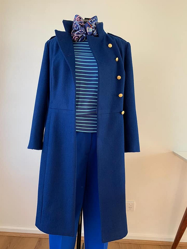 Пальто «Морской офицер» от Leila