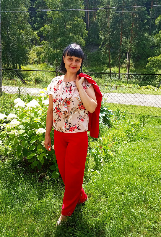 Шелковая блузка с жабо для любимого костюма от Ольга Найкова