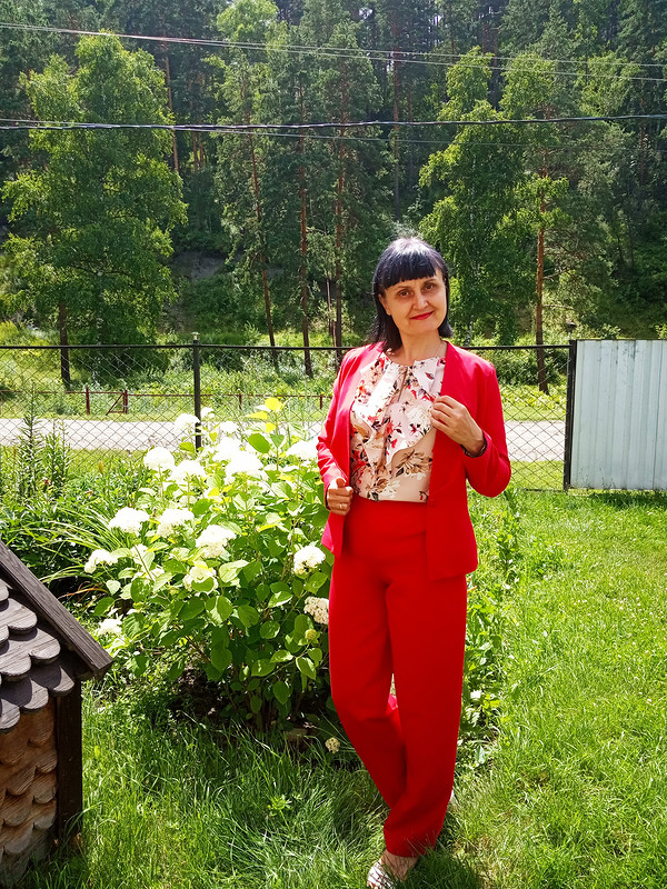 Шелковая блузка с жабо для любимого костюма от Ольга Найкова