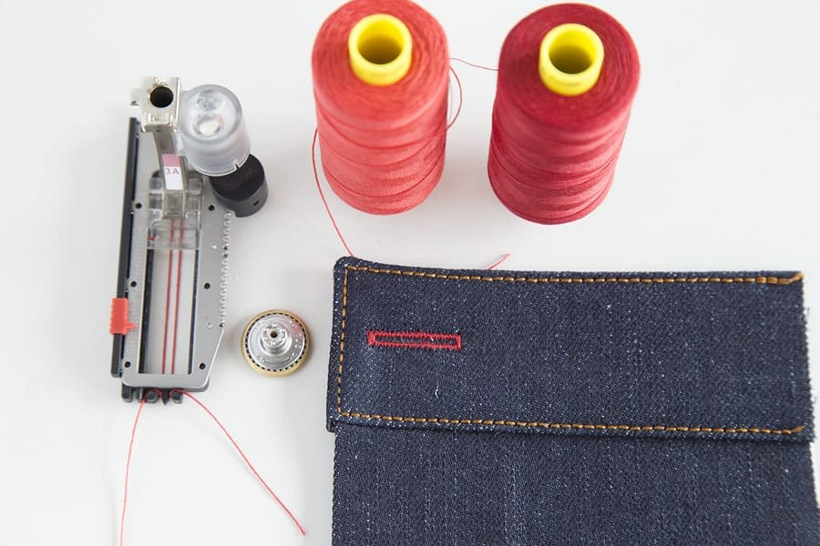 Обработка петли на поясе джинсов: советы и лайфхаки