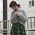 Как заправить объемный свитер в юбку: неожиданный способ от модного блогера