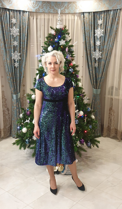 Новогоднее платье с пайетками от Larisa-Sl