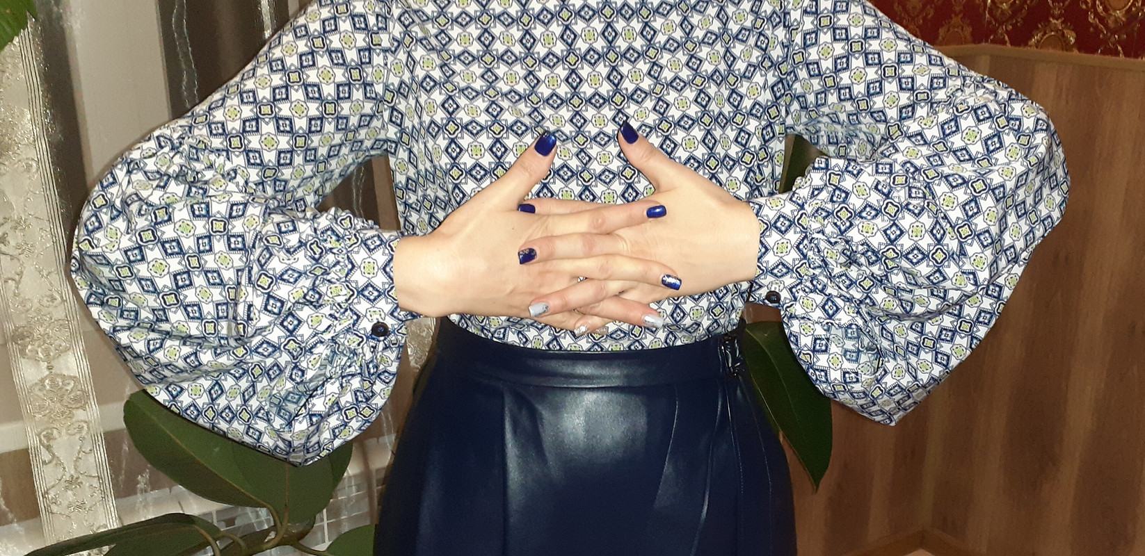 Мой новогодний образ: блузка и юбка от Мелания