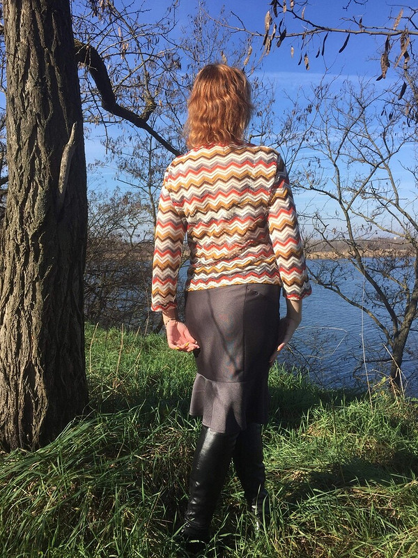 Пуловер с вырезом-лодочкой от АленкаКр