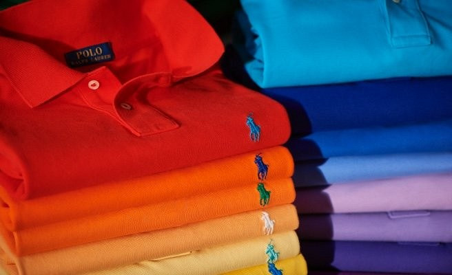 У покупателей Ralph Lauren появится возможность окрашивать хлопковые поло прямо в магазине