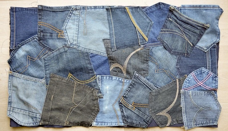  коврик из карманов старых джинсов