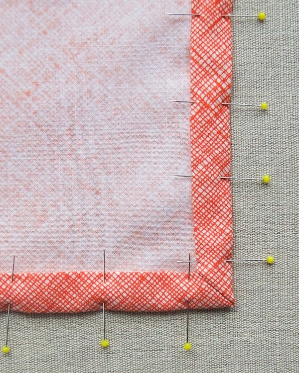 Пошив салфеток: как красиво обработать края и сделать скатерть или полотенца