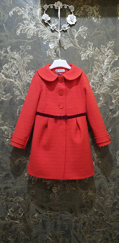 Красное пальто на 4 года от Armas-Olga