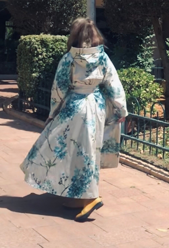 Платье-плащ Цветущая сакура от Myla 