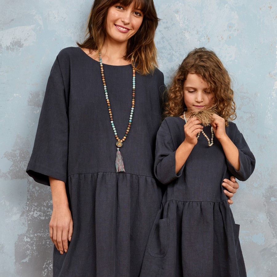 Family look и его особенности: купить одинаковые платья для мамы и дочки