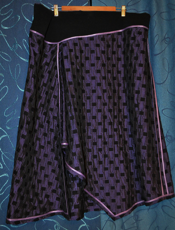 Замудрячистый комплект - юбка и топ от Verevochca