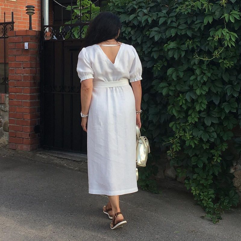 Белое льняное платье от GalinaRodikova