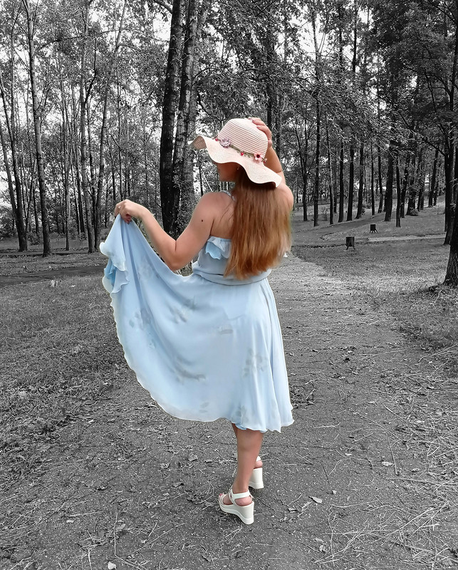 Голубое шифоновое платье от velimira92