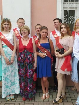 Платье на выпускной студенческой группы от Наталья Матвеева