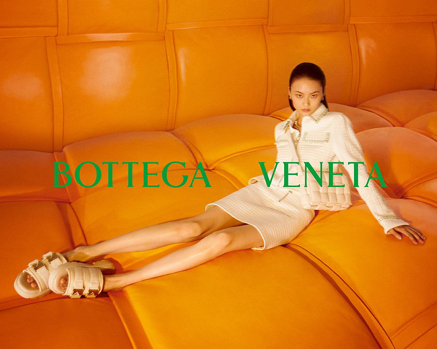 Bottega Veneta оставил надпись на Великой Китайской стене