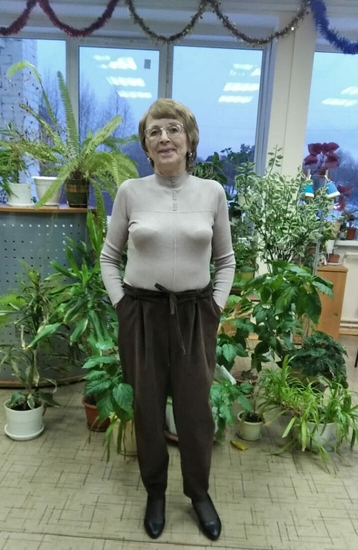 Коричневые вельветовые брюки-джоггеры от Наталья Матвеева