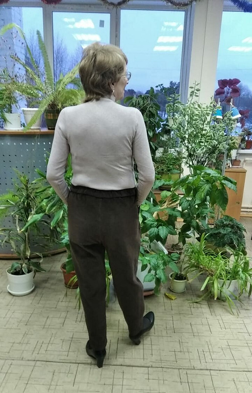 Коричневые вельветовые брюки-джоггеры от Наталья Матвеева