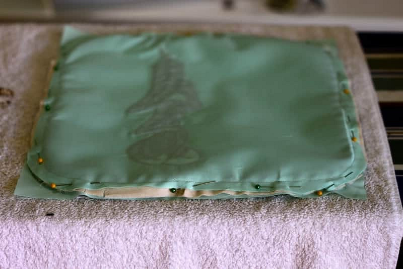 Как сшить декоративную подушку с руликом на молнии: мастер-класс
