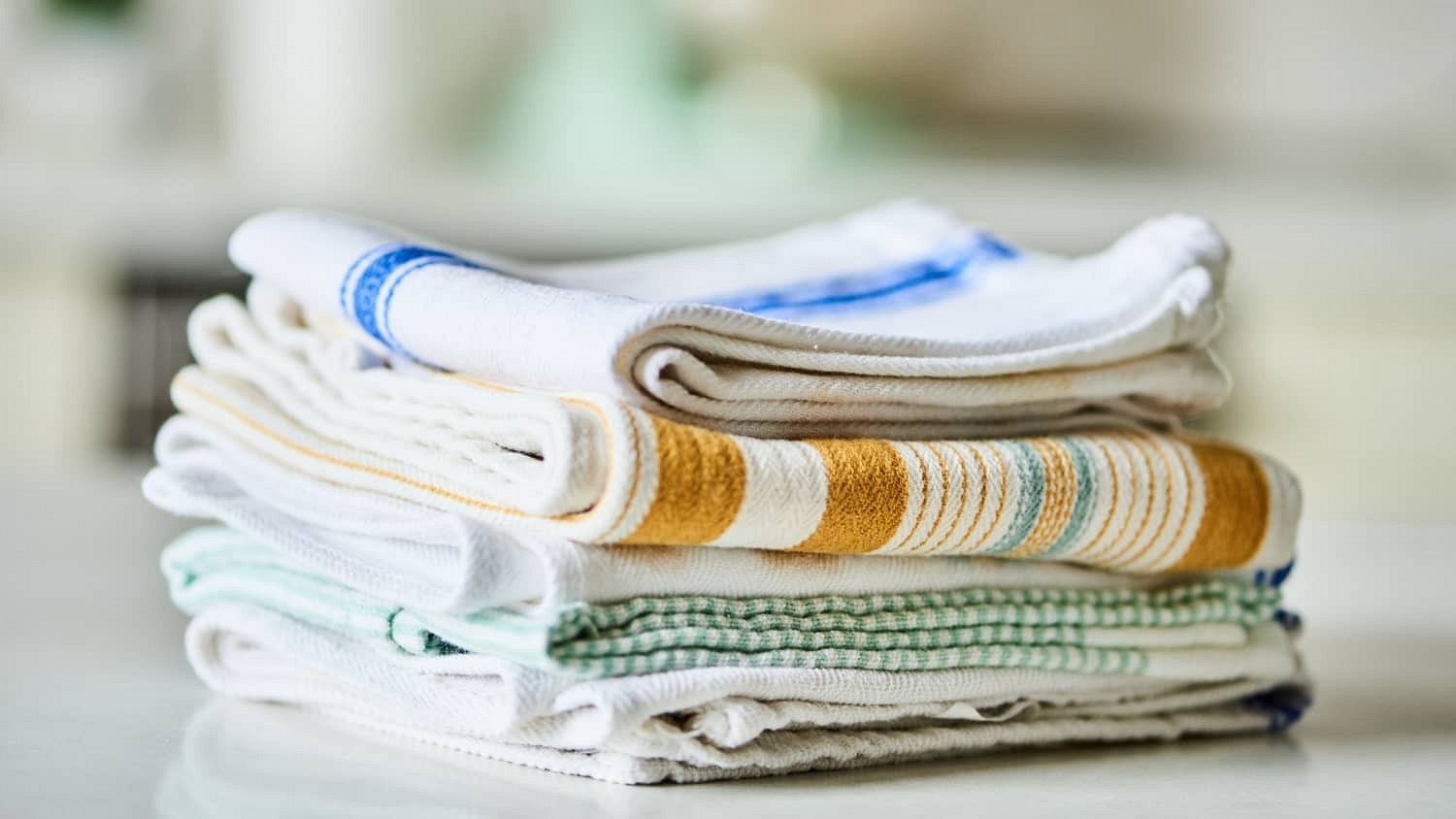 Как отстирать кухонные полотенца от застарелых жирных пятен