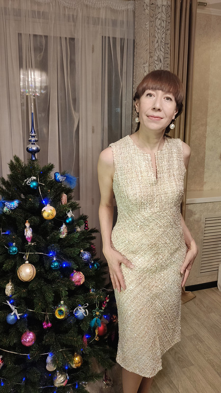 Украшение новогоднее Фея в платье из меха голубое 13см в ассортименте купить по цене 99 руб
